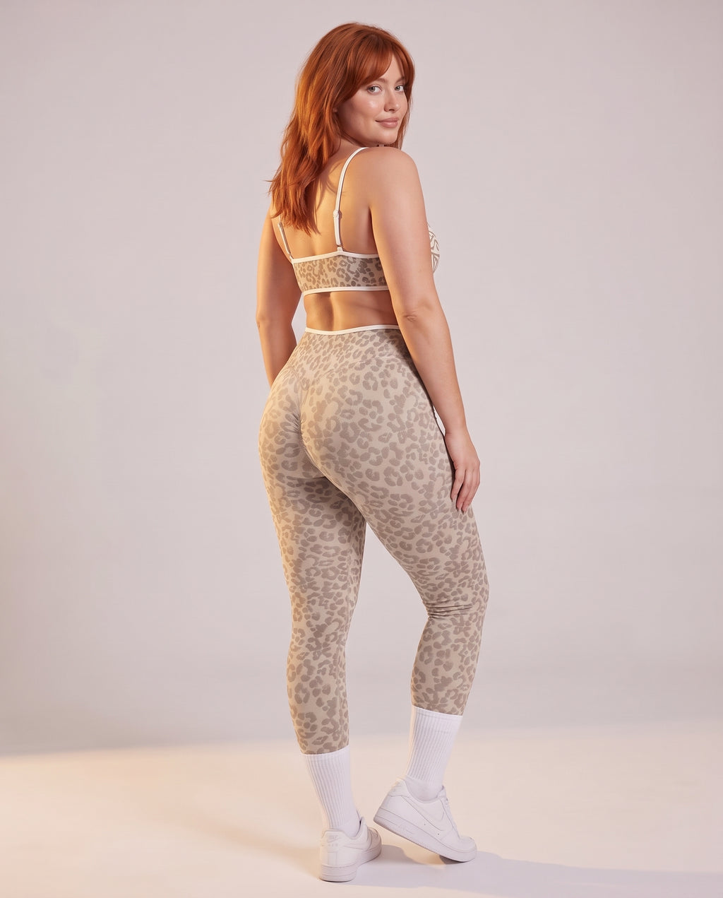 Animal print 2-piece set: sports bra & leggings