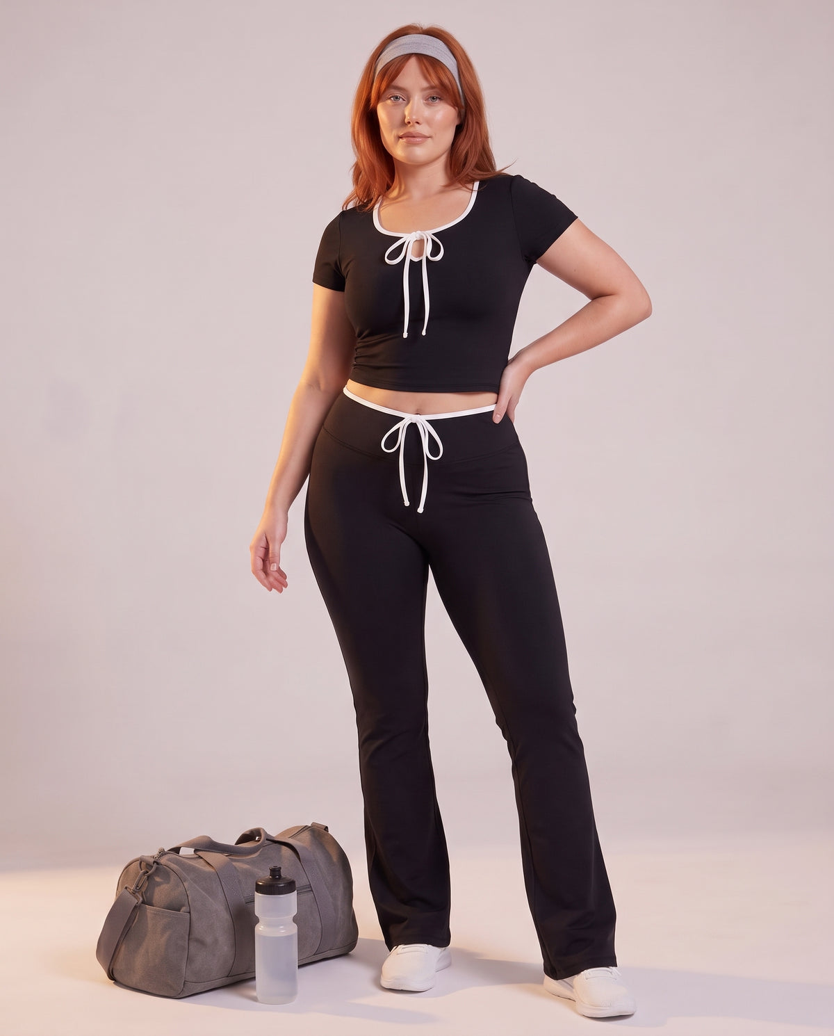 2‑piece set: t-shirt & leggings with ties