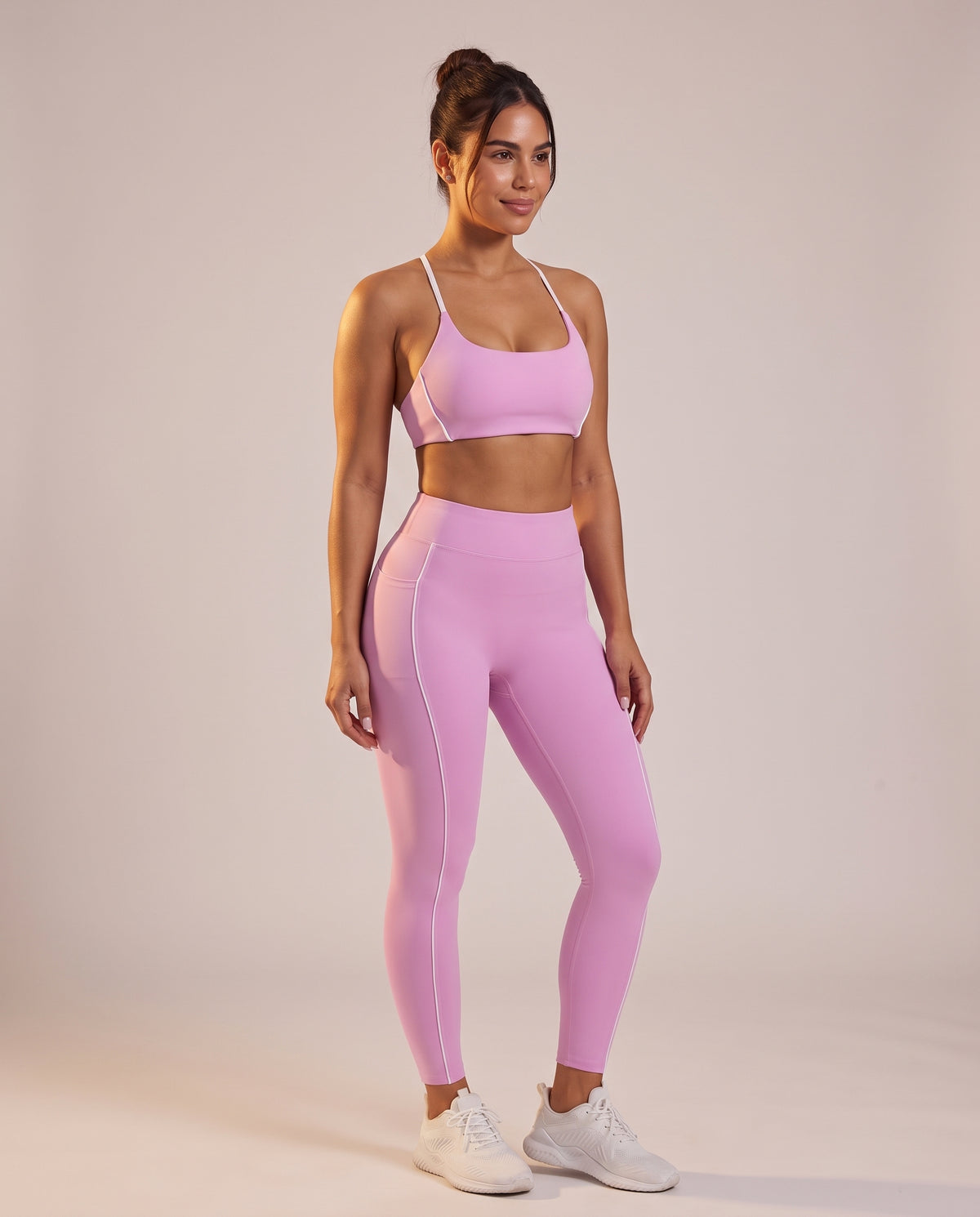 "Line" 2‑piece set: sports bra & leggings
