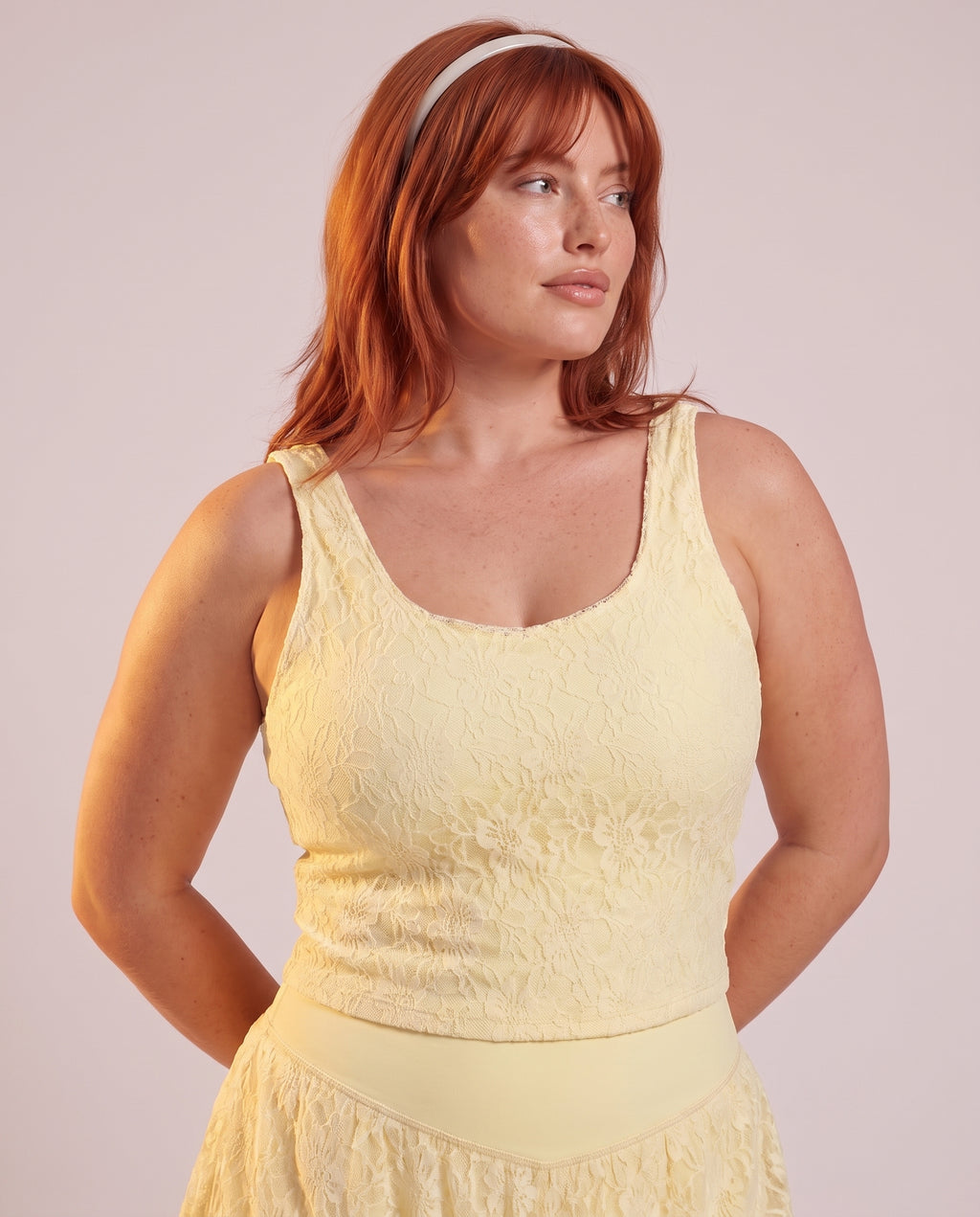 2‑piece set: lace tank top & shorts