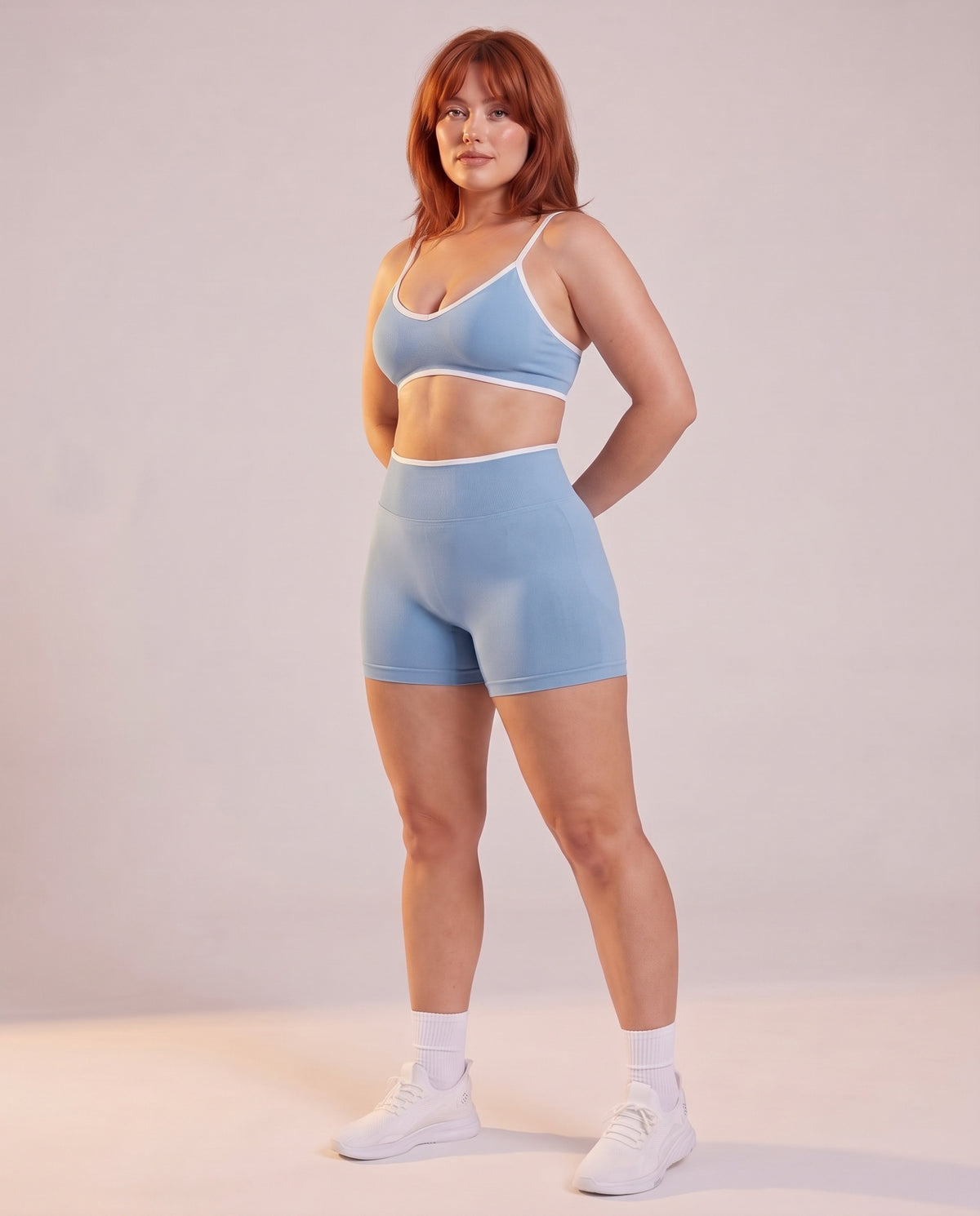"Line" 2‑piece set: sports bra & shorts