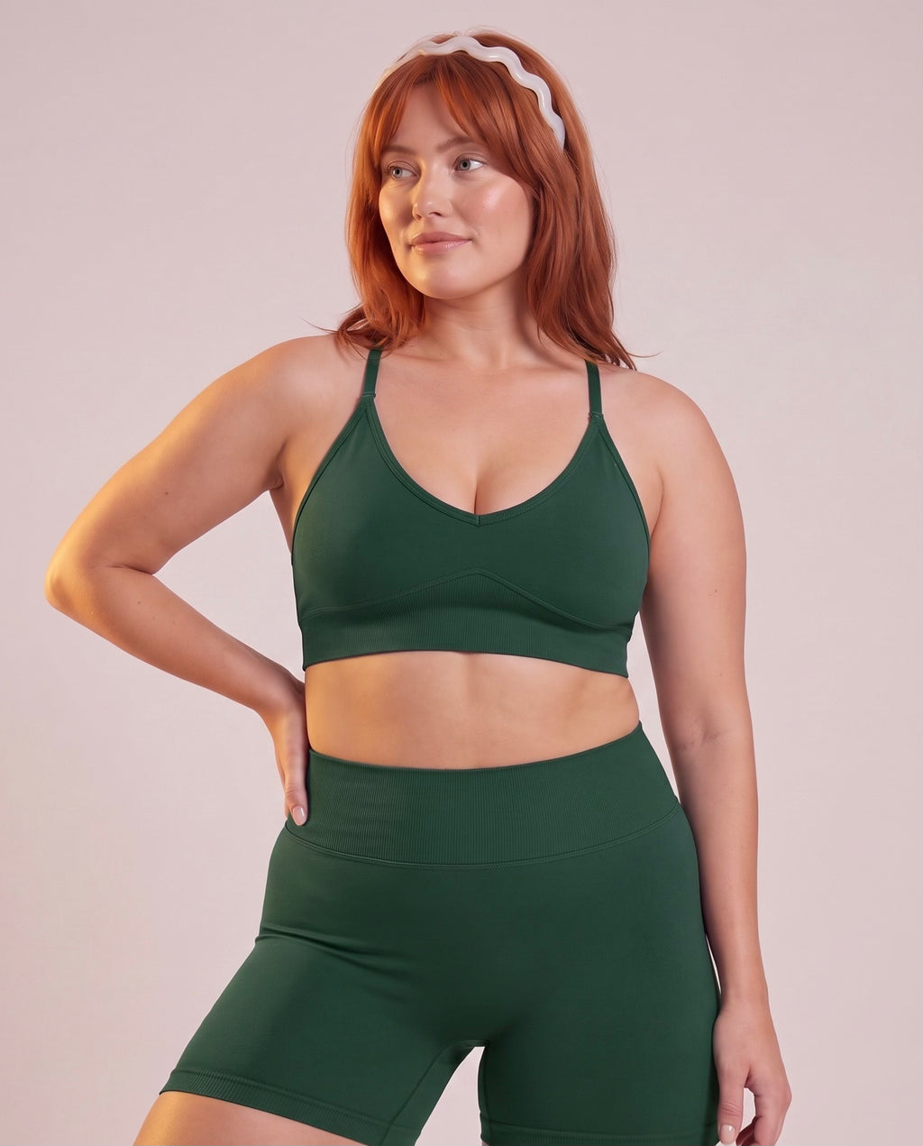 "Base" 2‑piece set: sports bra & shorts