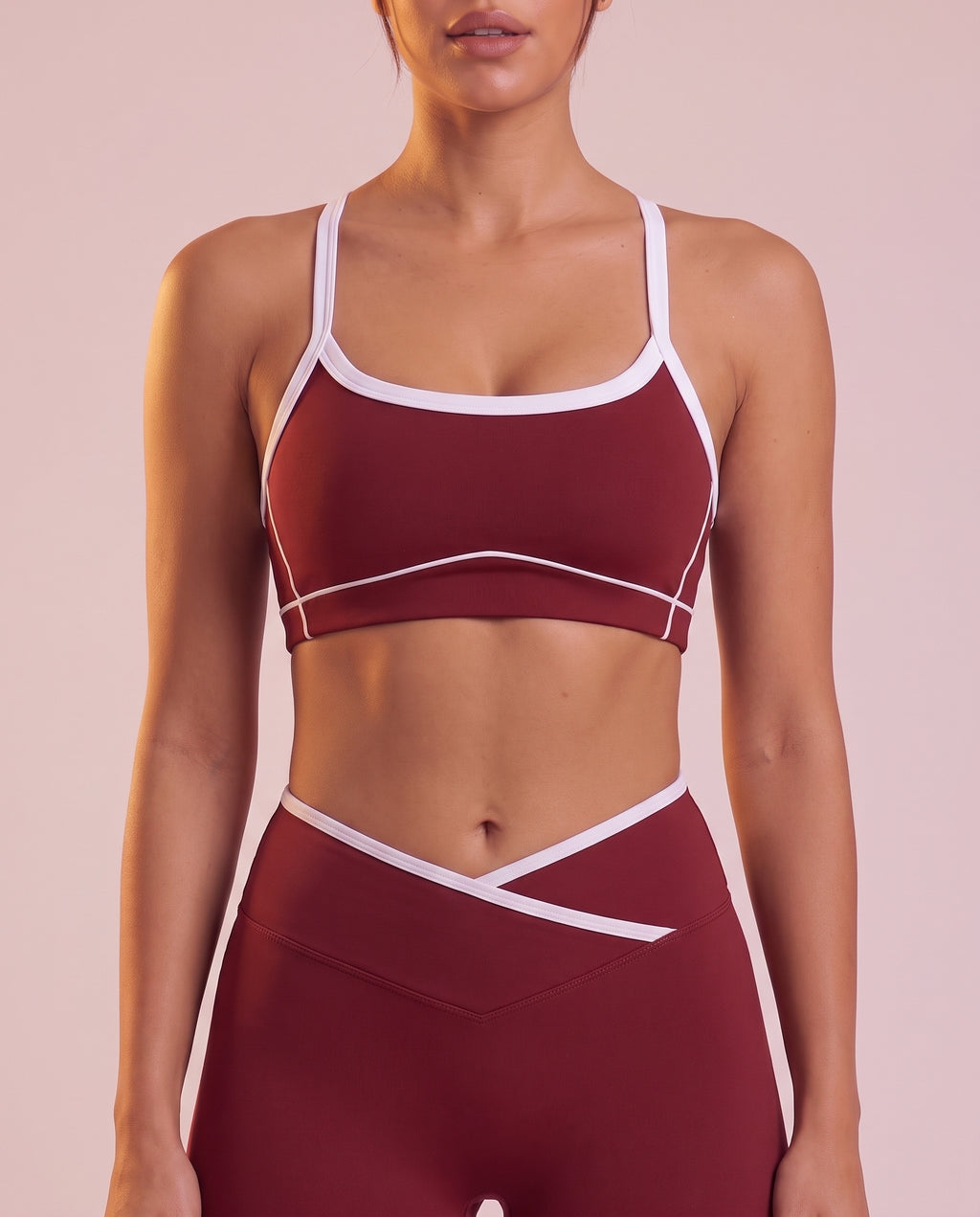 "Line" contrast-trim sports bra