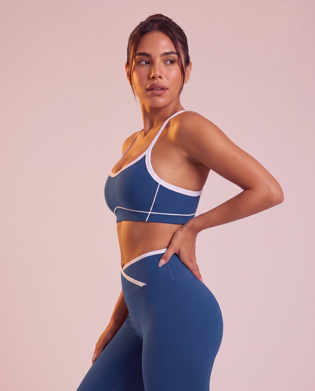 "Line" contrast-trim sports bra