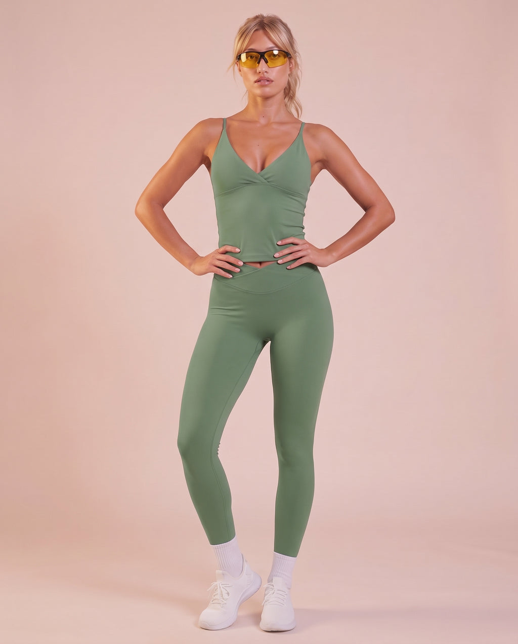 "Base" sculpting cross-waist leggings