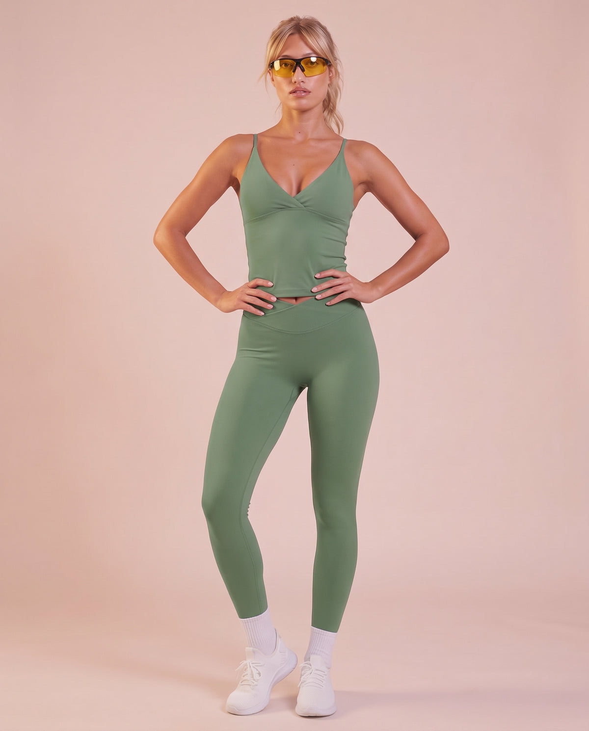 "Base" sculpting cross-waist leggings
