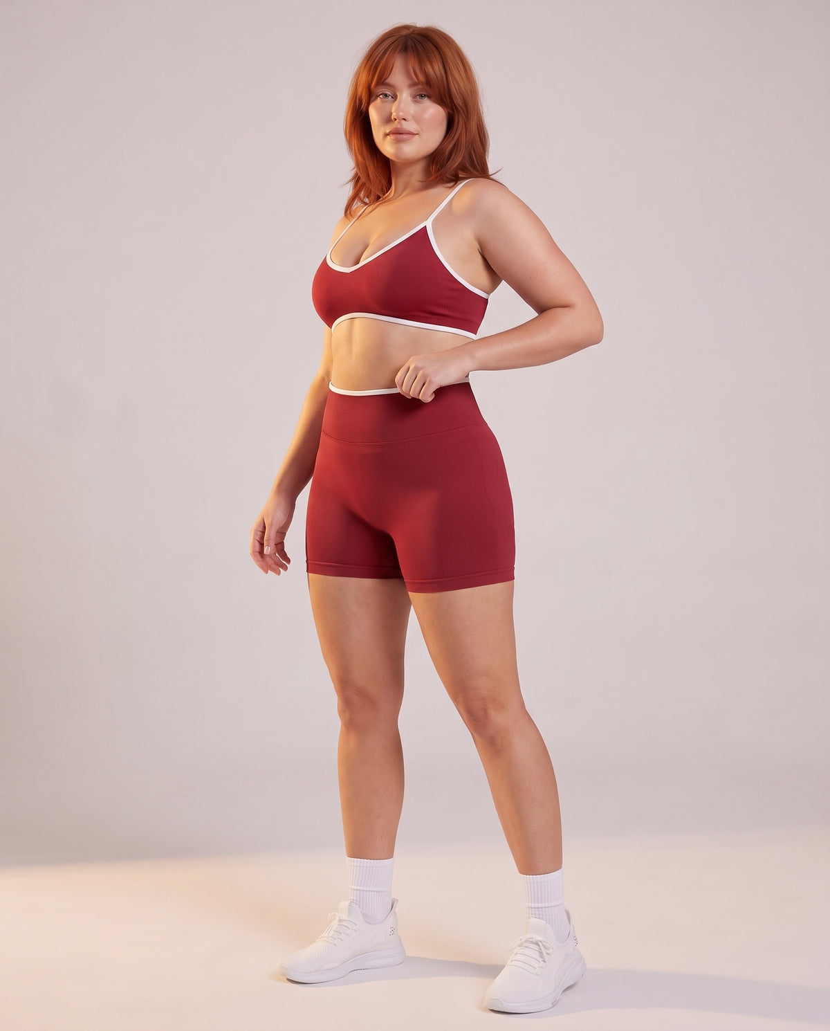 "Line" 2‑piece set: sports bra & shorts